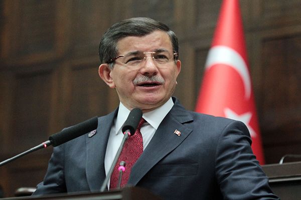 داود أوغلو: الدستور التركي الجديد سيبقي على النظام ...
